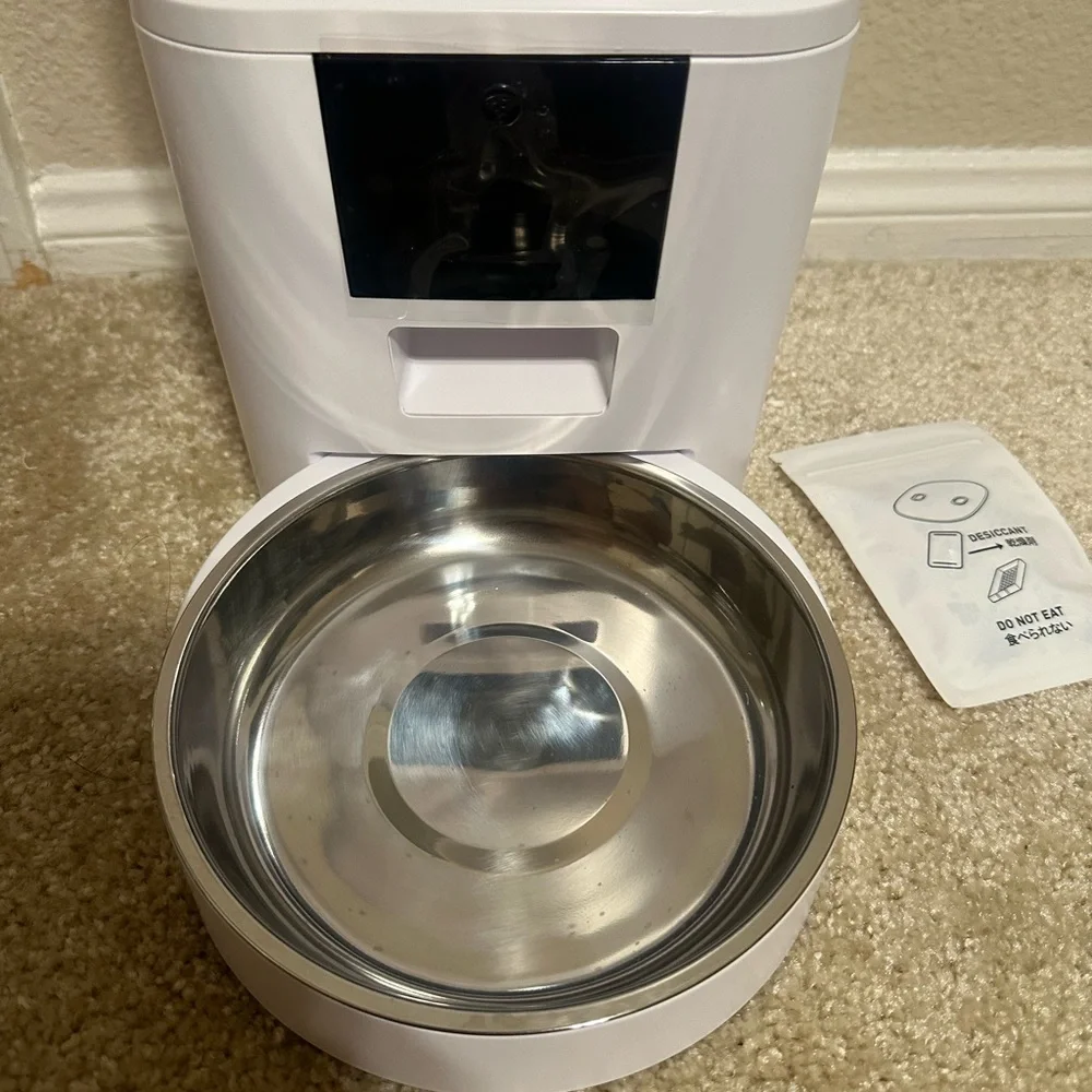Anchor Automatic Dog Feeder - White and Silver